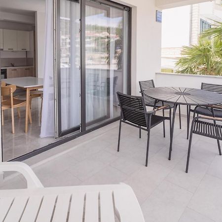 Blue Marina Apartments Экстерьер фото