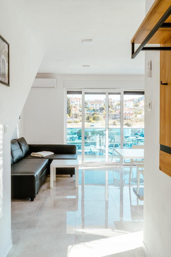 Blue Marina Apartments Экстерьер фото